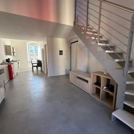 - Loft 5 Terre Mare